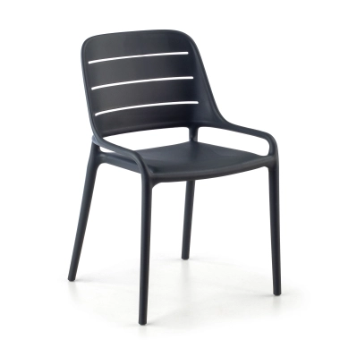 Sedia impilabile in polipropilene Helda, schienale avvolgente