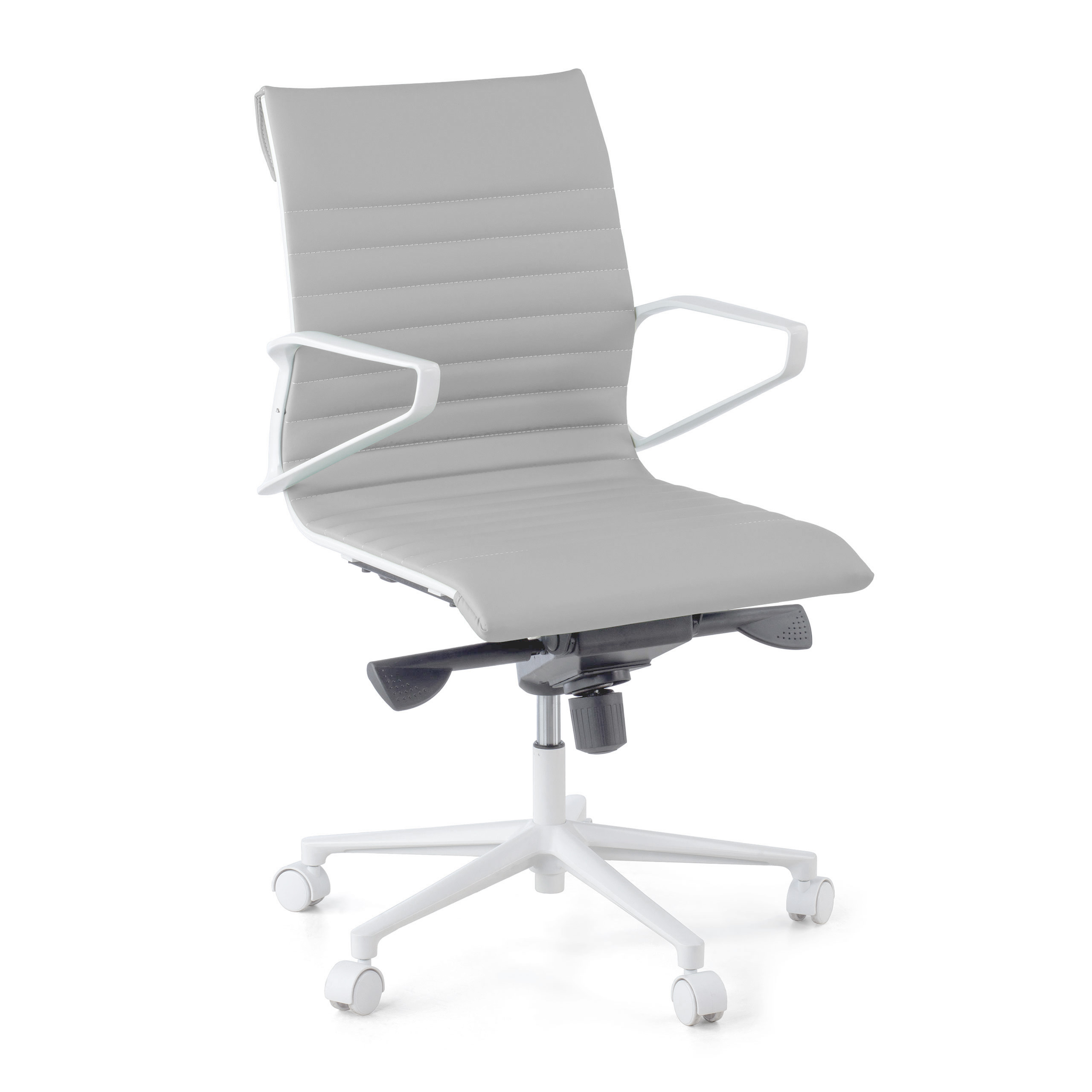 Sedia da ufficio Design Cagliari, struttura bianca, schienale basso, ecopelle