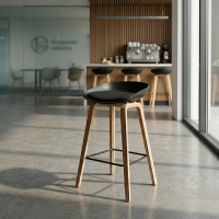 Sgabello alto Helsinki in...