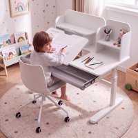 Scrivania per bambini...