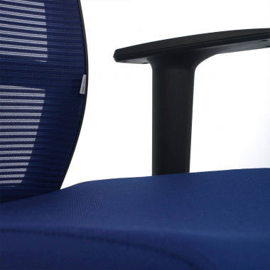 sedia ergonomica blu struttura nera rete transpirante braccioli regolabili 1d supporto lombare 7
