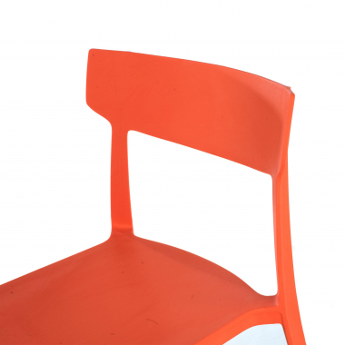 sedia da conferenza rosso samba di plastica senza braccioli 4