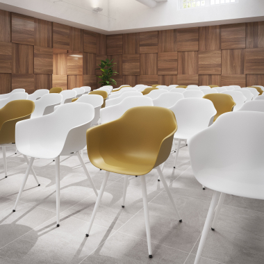 sedia da conferenza bianco giallo 4 gambe di plastica braccioli fissi 2
