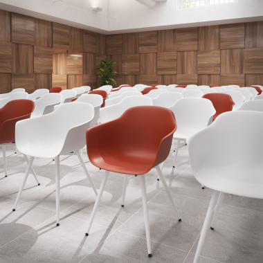 sedia da conferenza arancione 4 gambe di plastica braccioli fissi 3