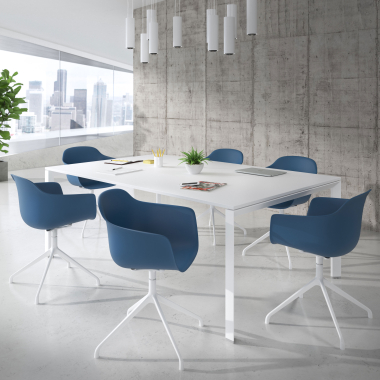 sedia sala riunione blu base piramide di plastica braccioli fissi 2
