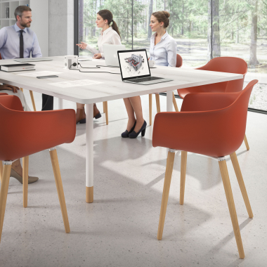 sedia scandinava arancione girevole legno di plastica braccioli fissi 2